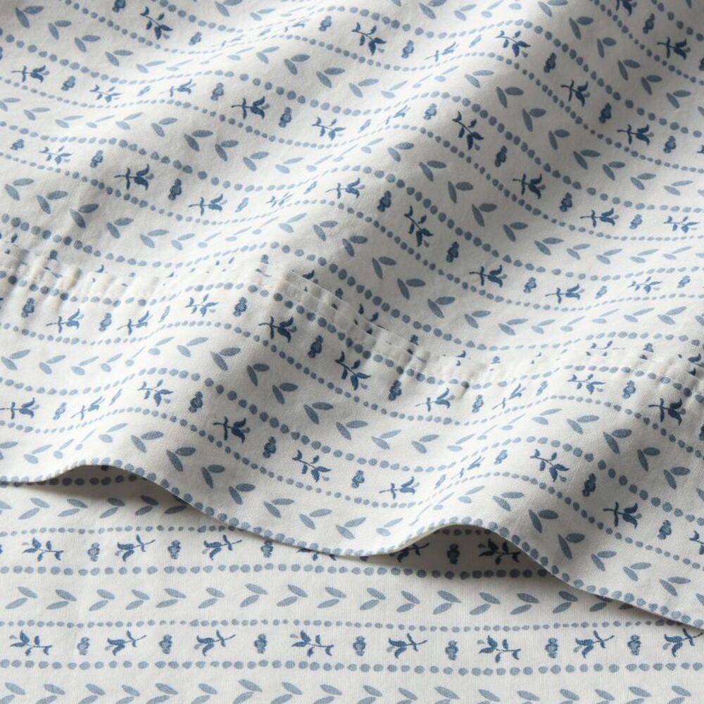 King Organic Percale Printed Sheet Set Ivory Floral Stripe - Threshold - Picture 3 of 4